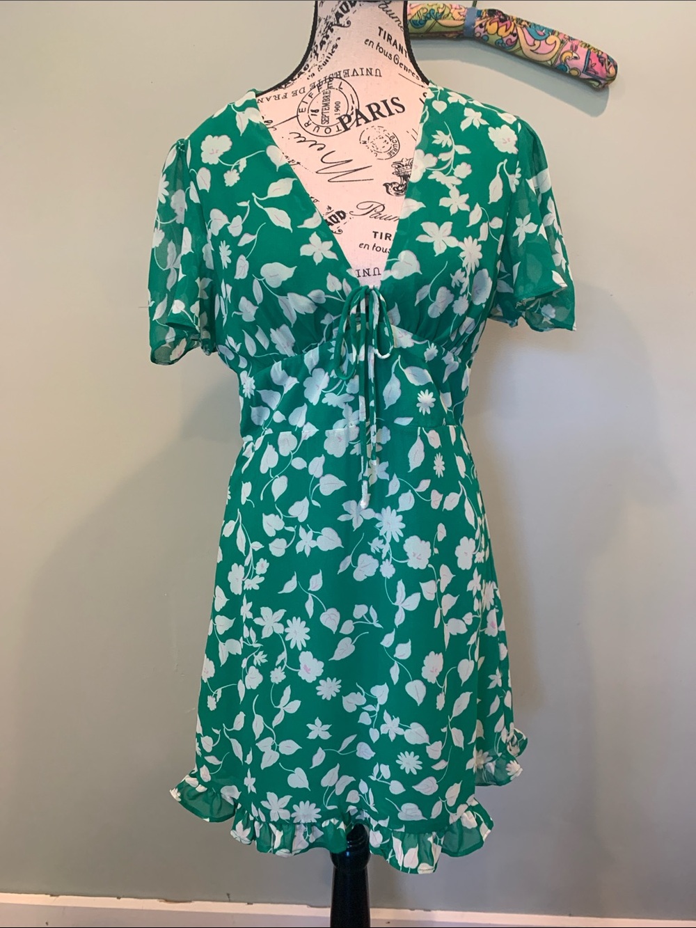 Mango Women’s Size 6 Small Emerald Green Floral Short Sleeve Mid-Length Dress